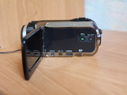 видеокамеру Sanyo DMX-SH11 fullHD