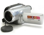 Продается видеокамера Panasonic NV-GS85 в идеальном состоянии 