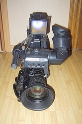 ПРОДАМ телевизионную ,  плечевую видеокамеру - Sony DSR-130P 
