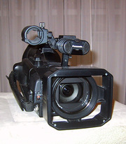 ПРОДАМ Panasonic AG-DVX100BE ( профессиональная видеокамера )